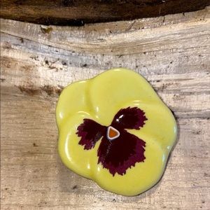 Avon Vintage Brooch Pansy Flower Yellow Purple Enamel Pin Signed